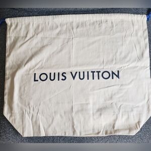 EUC Authentic Large Louis Vuitton Cotton Flannel Drawstring Dust/Storage Bag